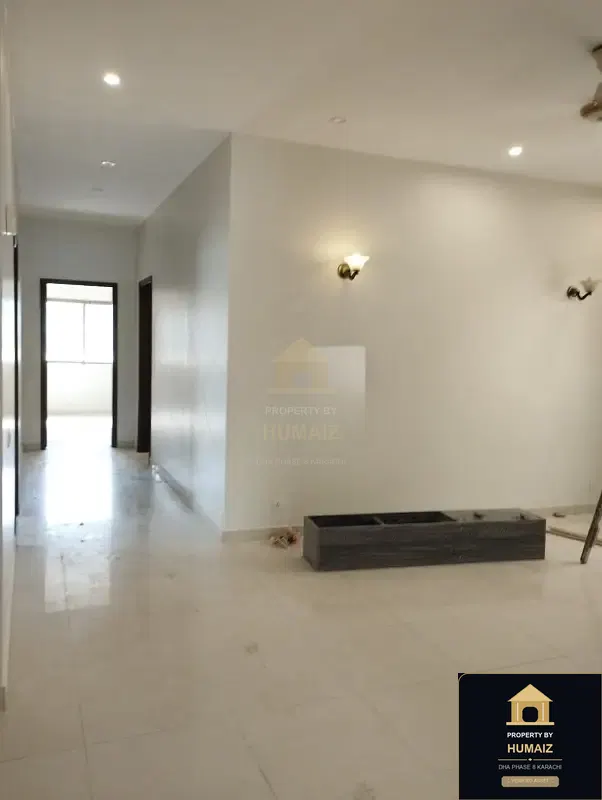 3-Bedroom Upper/Lower Portion (4 Bath, Unit 41) in DHA Phase 8 For Rent in DHA Phase 8 Karachi — Photograph 7