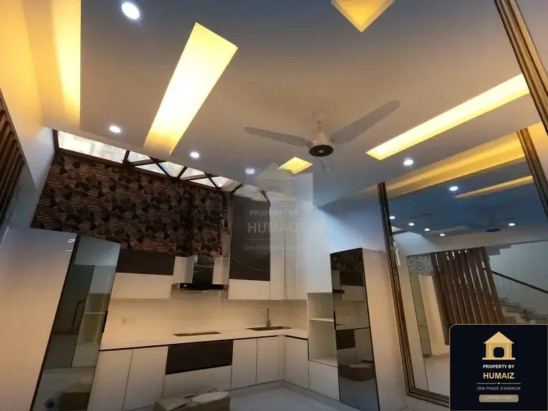 500 Sq. Yd. 5-Bedroom Luxury Villa (West Open, 6 Bath, Residence 29) in DHA Phase 8 For Sale in DHA Phase 8 Karachi — Photograph 11