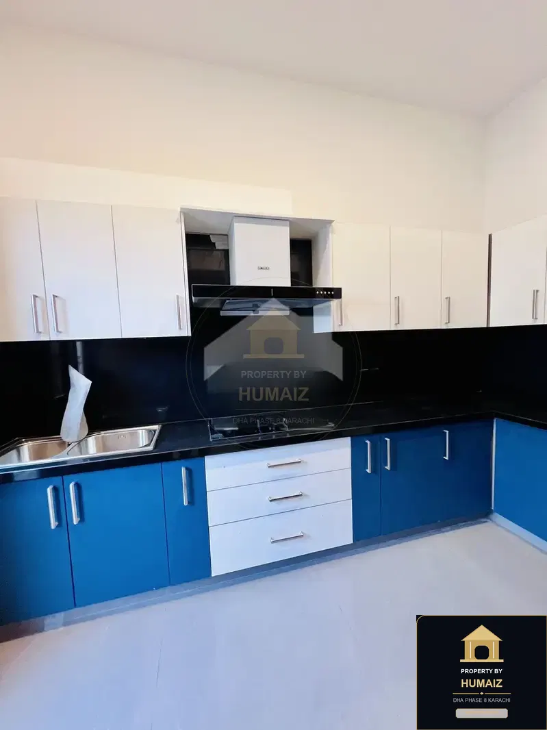 500 Sq. Yd. 5-Bedroom Luxury Villa (West Open, 6 Bath, Residence 13) in DHA Phase 8 For Sale in DHA Phase 8 Karachi — Photograph 13