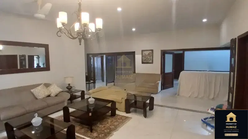 1,000 Sq. Yd. 7-Bedroom Luxury Villa (Basement, 7 Bath, Residence 4) in DHA Phase 8 For Sale in DHA Phase 8 Karachi — Photograph 7