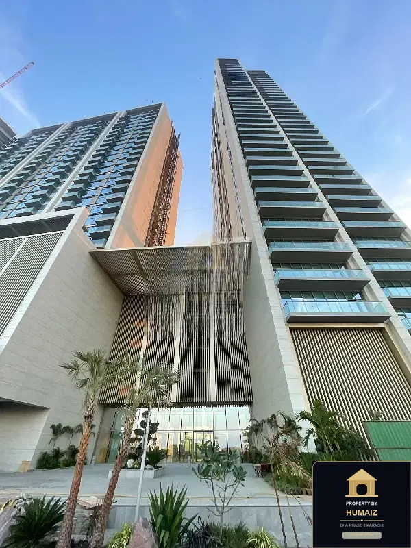 3-Bedroom Luxury Apartment (Private Pool, 5 Bath, Suite 16) at The Views For Sale in DHA Phase 8 Karachi — Photograph 2