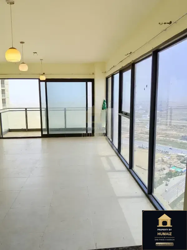 4-Bedroom Luxury Apartment (5 Bath, Suite 5) at Coral Towers For Rent in DHA Phase 8 Karachi — Photograph 9