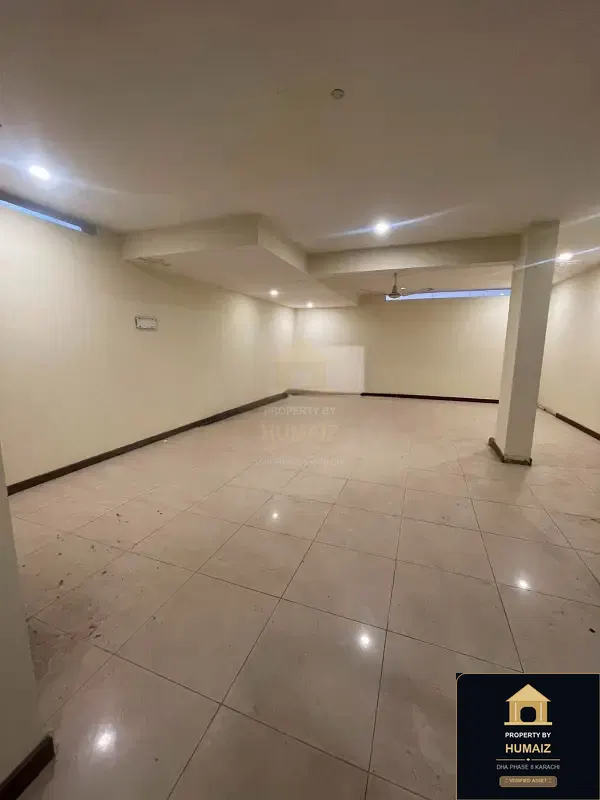 500 Sq. Yd. 6-Bedroom Luxury Villa (Basement, 7 Bath, Residence 36) in DHA Phase 8 For Rent in DHA Phase 8 Karachi — Photograph 4