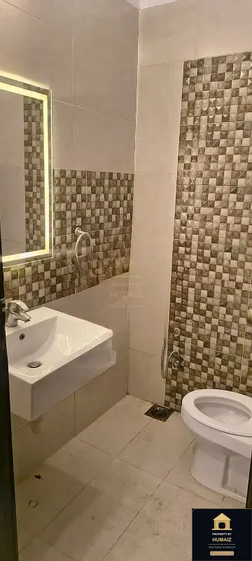 500 Sq. Yd. 6-Bedroom Luxury Villa (Brand New, 6 Bath, Residence 2) on Qasim Street For Sale in DHA Phase 8 Karachi — Photograph 6