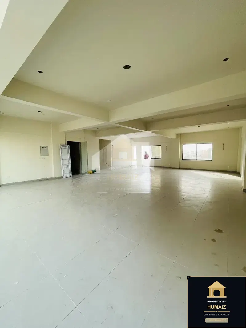 225 Sq. Yd. Corporate Office Space (Boulevard Facing, Unit 2) in DHA Phase 8 For Rent in DHA Phase 8 Karachi — Photograph 2