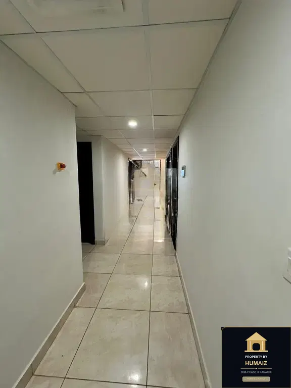 3-Bedroom Luxury Apartment (Sea Facing, 4 Bath, Suite 5) at Pearl Towers For Sale in DHA Phase 8 Karachi — Photograph 7