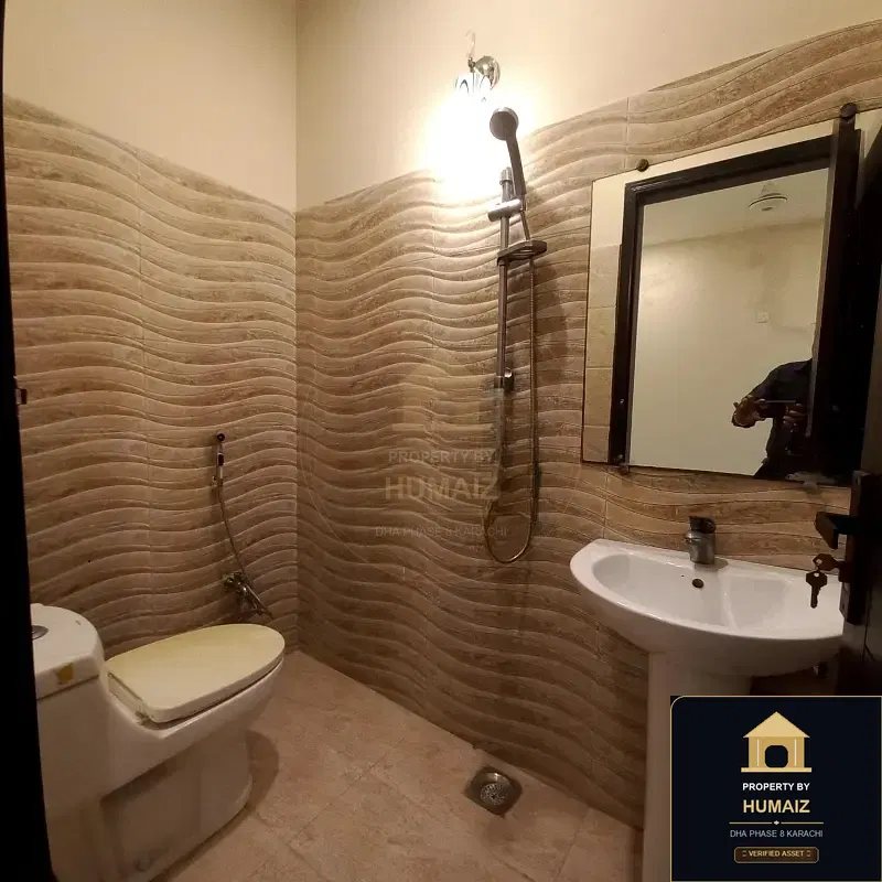 100 Sq. Yd. 4-Bedroom Luxury Villa at Creek Vistas For Rent in DHA Phase 8 Karachi — Photograph 4
