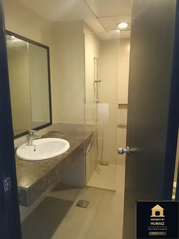 3-Bedroom Luxury Apartment (Sea Facing, 3 Bath, Suite 5) at Coral Towers For Rent in DHA Phase 8 Karachi — Photograph 27
