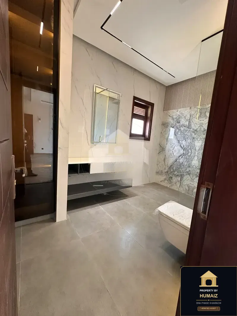 500 Sq. Yd. 6-Bedroom Luxury Villa (Private Pool, 6 Bath, Residence 130) in DHA Phase 8 For Sale in DHA Phase 8 Karachi — Photograph 15