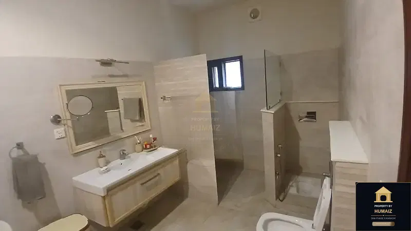 1,000 Sq. Yd. 7-Bedroom Luxury Villa (Basement, 7 Bath, Residence 4) in DHA Phase 8 For Sale in DHA Phase 8 Karachi — Photograph 14