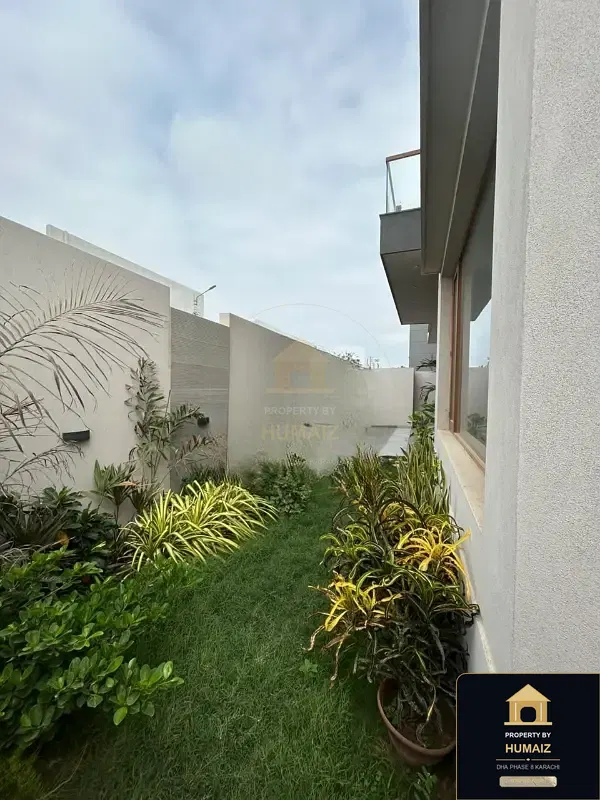 500 Sq. Yd. Architectural Villa (Corner, Residence 6) in DHA Phase 8 For Sale in DHA Phase 8 Karachi — Photograph 9