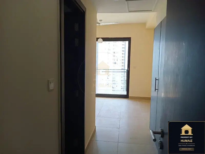 3-Bedroom Luxury Apartment (Sea Facing, 5 Bath, Suite 12) at Coral Towers For Sale in DHA Phase 8 Karachi — Photograph 5