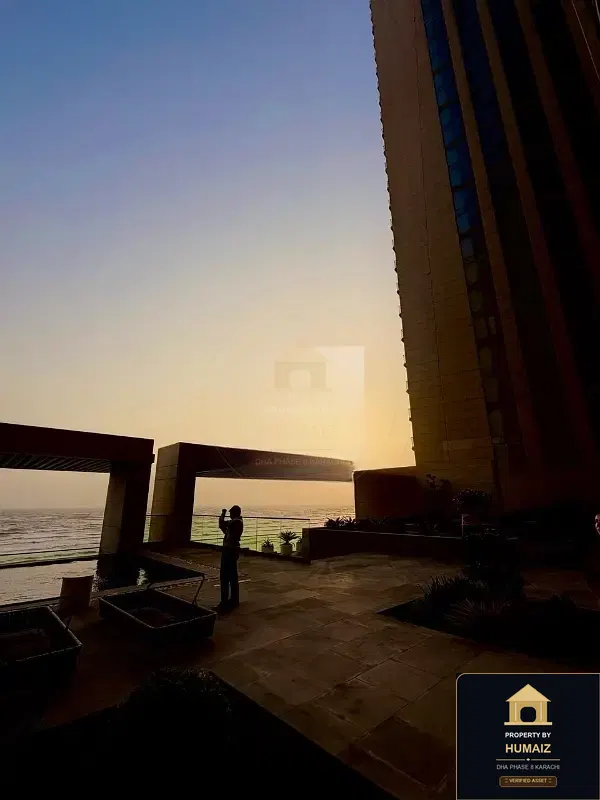 3-Bedroom Luxury Apartment (4 Bath, Suite 27) at The Views For Rent in DHA Phase 8 Karachi — Photograph 9