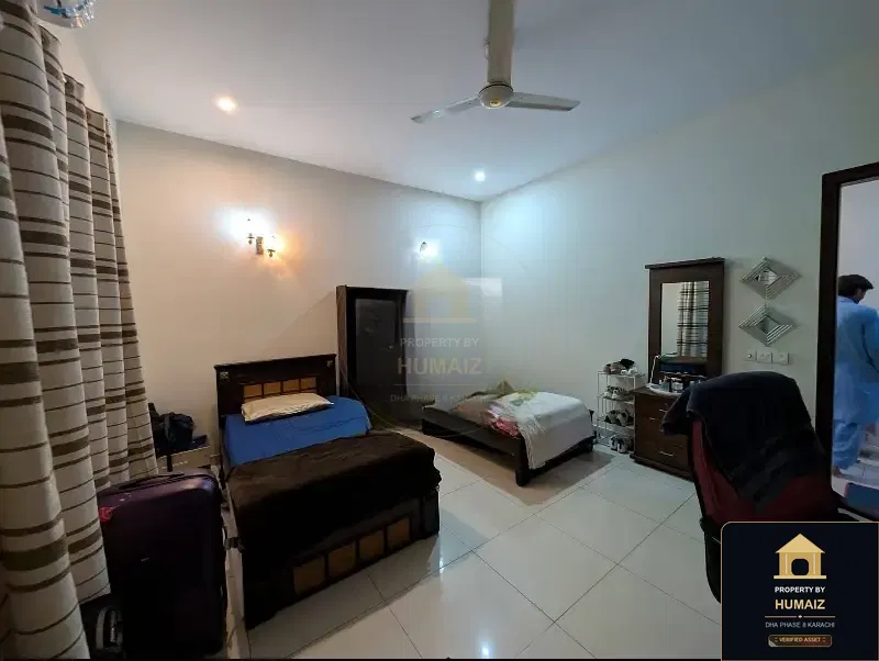 3-Bedroom Upper/Lower Portion (4 Bath, Unit 64) in DHA Phase 8 For Rent in DHA Phase 8 Karachi — Photograph 9