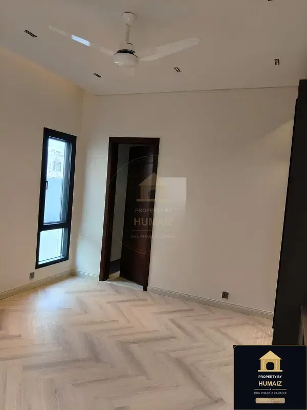 500 Sq. Yd. 6-Bedroom Luxury Villa (West Open, 7 Bath, Residence 26) in DHA Phase 8 For Sale in DHA Phase 8 Karachi — Photograph 6