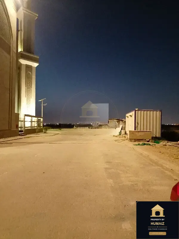 200 Sq. Yd. Commercial Plot (Parcel 1) on Peninsula Commercial For Sale in DHA Phase 8 Karachi — Photograph 2