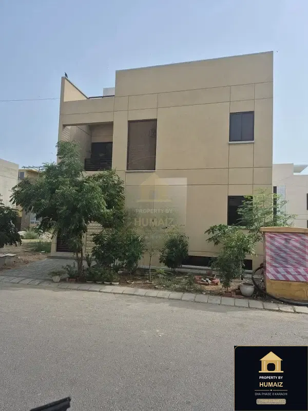 100 Sq. Yd. 4-Bedroom Luxury Villa (Basement, 4 Bath, Residence 13) in DHA Phase 8 For Sale in DHA Phase 8 Karachi — Photograph 2