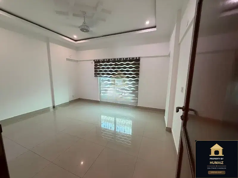 2-Bedroom Luxury Apartment (2 Bath, Suite 4) on Al-Murtaza Commercial For Rent in DHA Phase 8 Karachi — Photograph 9