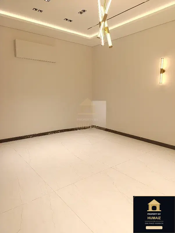 500 Sq. Yd. 5-Bedroom Luxury Villa (Private Pool, 6 Bath, Residence 6) at Creek Vistas For Sale in DHA Phase 8 Karachi — Photograph 17