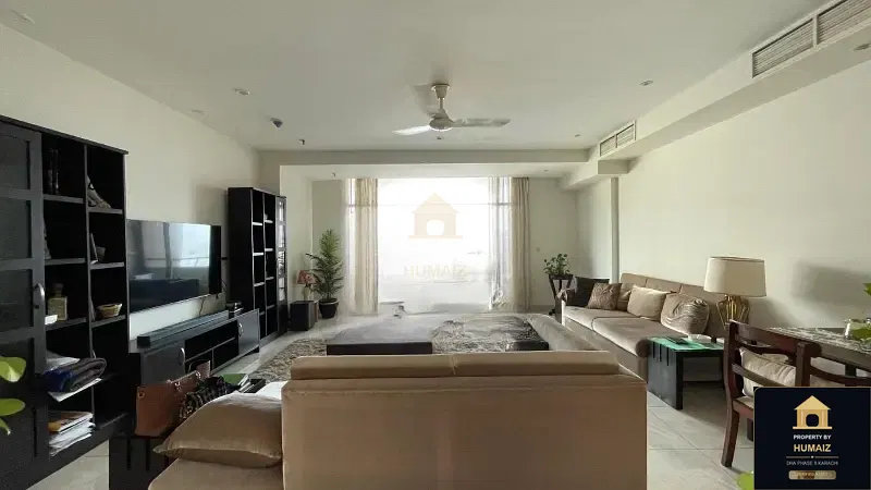 2-Bedroom Luxury Apartment (Boulevard Facing, 4 Bath, Suite 8) at Pearl Towers For Sale in DHA Phase 8 Karachi — Photograph 8