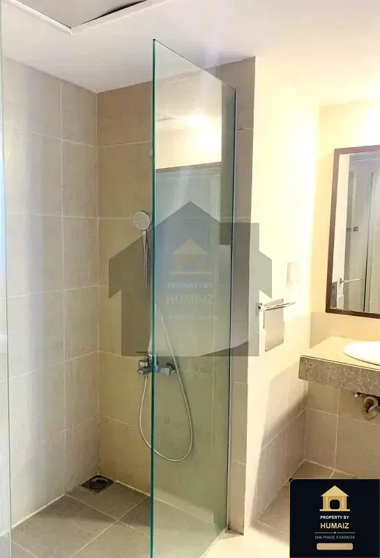 3-Bedroom Luxury Apartment (Sea Facing, 5 Bath, Suite 4) at Coral Towers For Sale in DHA Phase 8 Karachi — Photograph 4