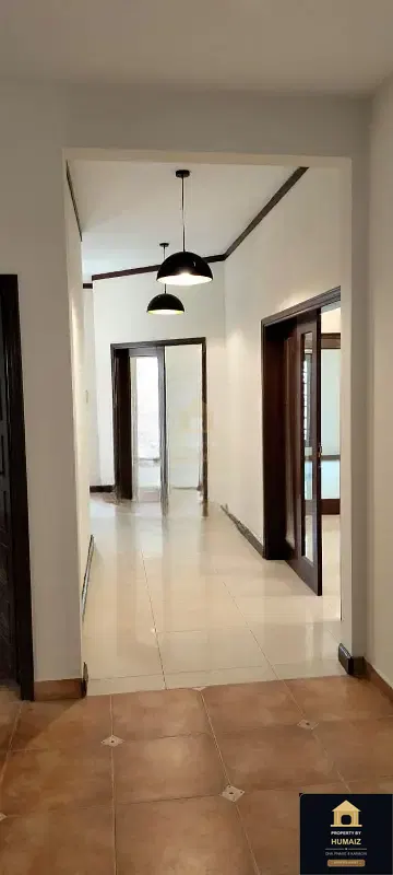 500 Sq. Yd. 5-Bedroom Luxury Villa (Basement, 6 Bath, Residence 52) in DHA Phase 8 For Sale in DHA Phase 8 Karachi — Photograph 4