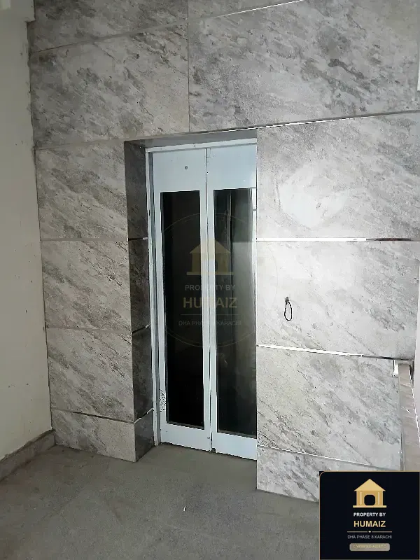 453 Sq. Yd. Corporate Office Space (Basement, Unit 2) on Al-Murtaza Commercial For Rent in DHA Phase 8 Karachi — Photograph 9