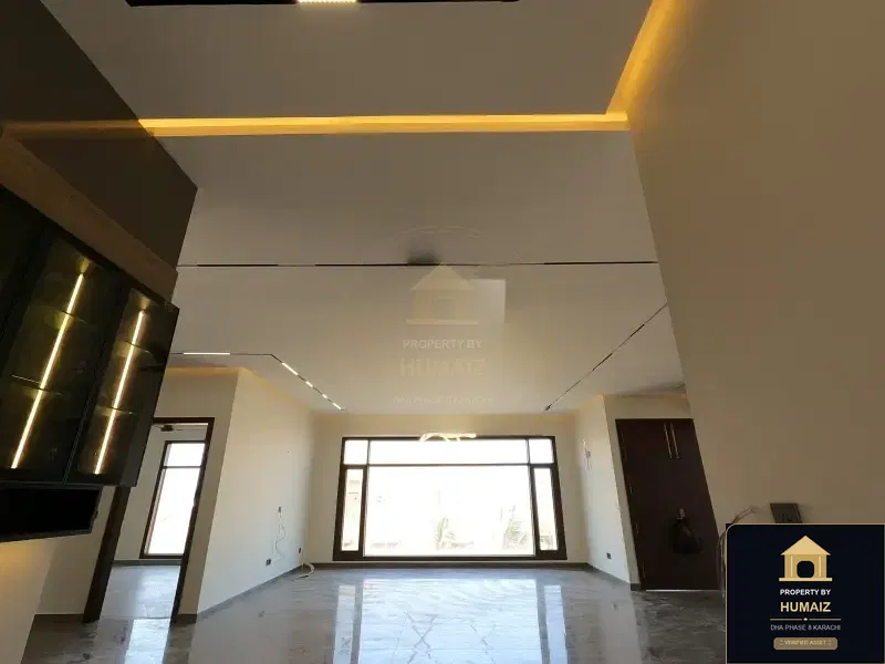 500 Sq. Yd. 6-Bedroom Luxury Villa (Basement, 6 Bath, Residence 112) in DHA Phase 8 For Sale in DHA Phase 8 Karachi — Photograph 2