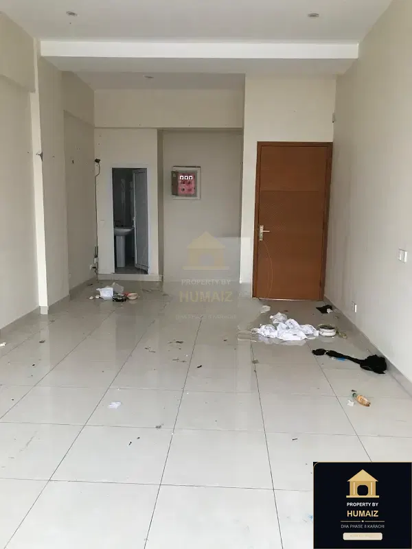 62 Sq. Yd. Corporate Office Space on Zulfiqar Commercial For Rent in DHA Phase 8 Karachi — Photograph 2