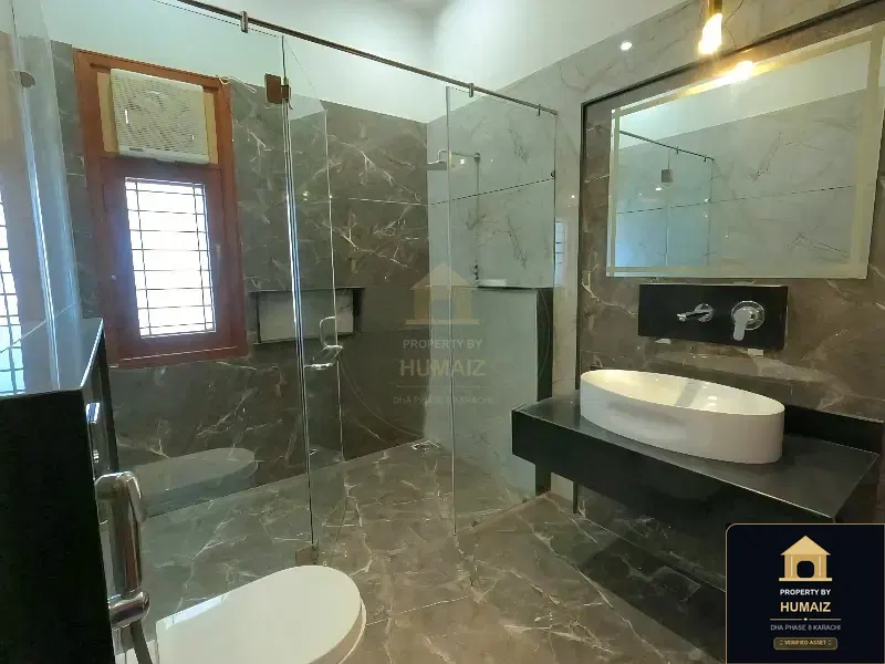 500 Sq. Yd. 5-Bedroom Luxury Villa (Basement, 5 Bath, Residence 7) in Zone A For Sale in DHA Phase 8 Karachi — Photograph 8