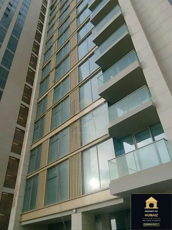 3-Bedroom Luxury Apartment (Sea Facing, 5 Bath, Suite 7) at Emaar Oceanfront For Rent in DHA Phase 8 Karachi — Photograph 28