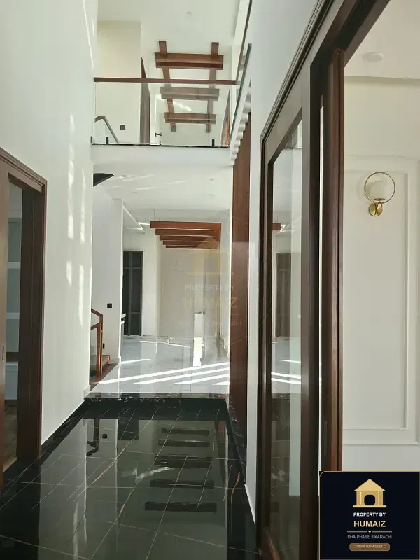 500 Sq. Yd. 6-Bedroom Luxury Villa (Basement, 7 Bath, Residence 3) at Creek Vistas For Sale in DHA Phase 8 Karachi — Photograph 9