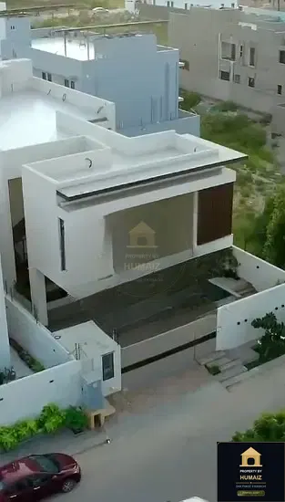 500 Sq. Yd. 5-Bedroom Luxury Villa (Private Pool, 5 Bath, Residence 38) in DHA Phase 8 For Sale in DHA Phase 8 Karachi — Photograph 4