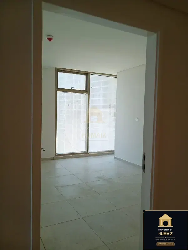3-Bedroom Luxury Apartment (Sea Facing, 5 Bath, Suite 23) at The Views For Rent in DHA Phase 8 Karachi — Photograph 11