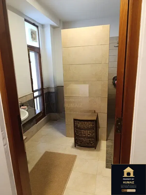 500 Sq. Yd. 6-Bedroom Luxury Villa (Basement, 6 Bath, Residence 5) in Zone A For Sale in DHA Phase 8 Karachi — Photograph 12