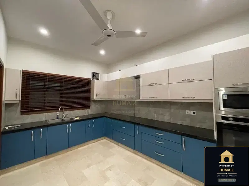 3-Bedroom Upper/Lower Portion (Basement, 4 Bath, Unit 2) in Khayaban-e-Faisal For Rent in DHA Phase 8 Karachi — Photograph 4