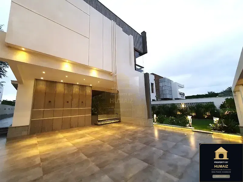 1,000 Sq. Yd. 6-Bedroom Luxury Villa (Private Pool, 7 Bath, Residence 34) in DHA Phase 8 For Sale in DHA Phase 8 Karachi — Photograph 5