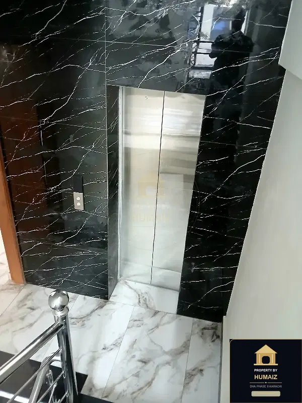 117 Sq. Yd. Corporate Office Space (Basement, Unit 1) on Zulfiqar Commercial For Rent in DHA Phase 8 Karachi — Photograph 13