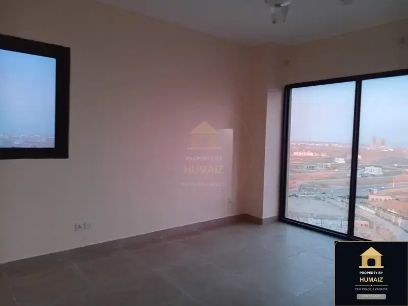 3-Bedroom Luxury Apartment (Sea Facing, 5 Bath, Suite 1) at Coral Towers For Sale in DHA Phase 8 Karachi — Photograph 13