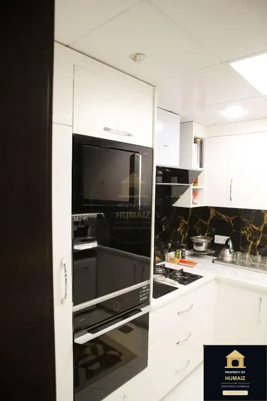 2-Bedroom Luxury Apartment (Sea Facing, 4 Bath, Suite 21) at Pearl Towers For Sale in DHA Phase 8 Karachi — Photograph 14
