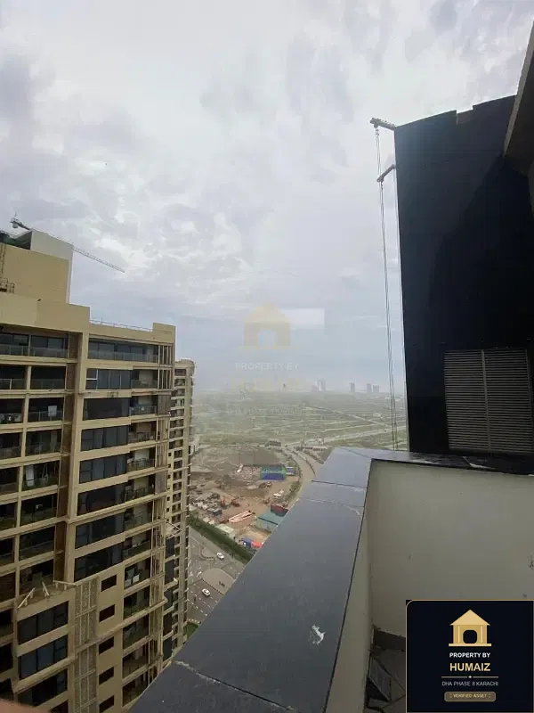 3-Bed Luxury Penthouse at Reef Towers For Sale in DHA Phase 8 Karachi — Photograph 10