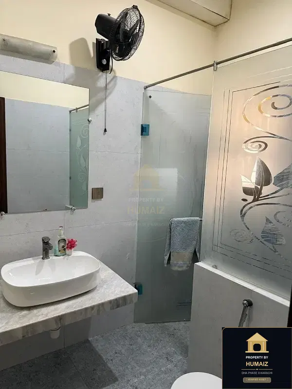 3-Bedroom Upper/Lower Portion in Zone B For Rent in DHA Phase 8 Karachi — Photograph 5