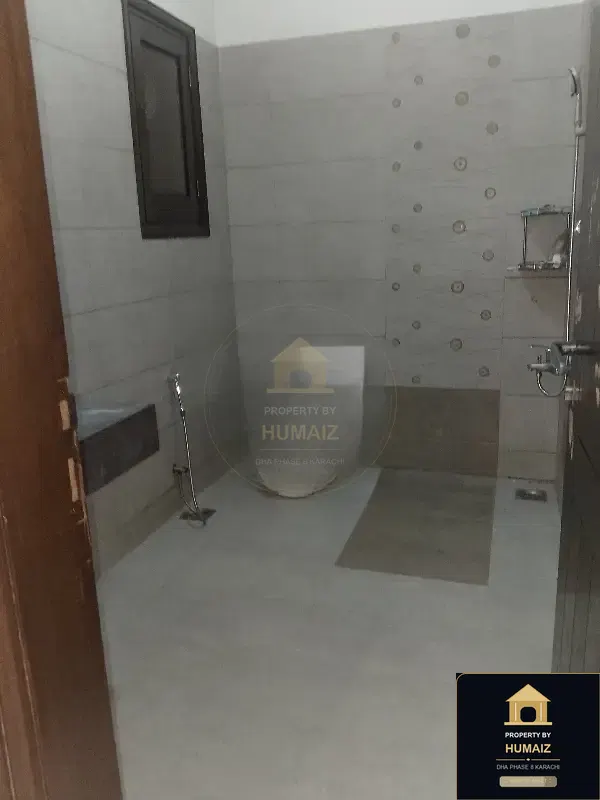 500 Sq. Yd. 6-Bedroom Luxury Villa (6 Bath, Residence 1) in Khayaban-e-Tariq For Rent in DHA Phase 8 Karachi — Photograph 17