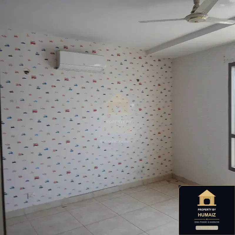 4-Bedroom Luxury Apartment (Sea Facing, 6 Bath, Suite 9) at Pearl Towers For Sale in DHA Phase 8 Karachi — Photograph 15