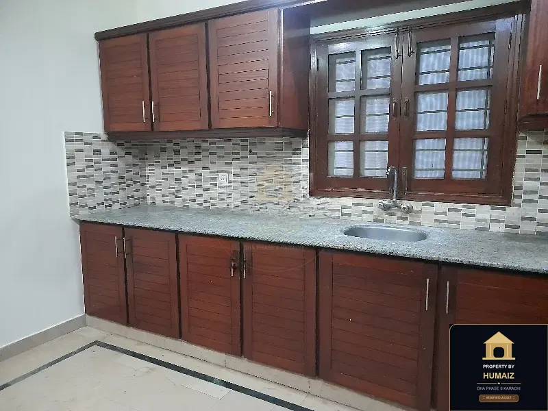 3-Bedroom Upper/Lower Portion (4 Bath, Unit 4) in Zone A For Rent in DHA Phase 8 Karachi — Photograph 12