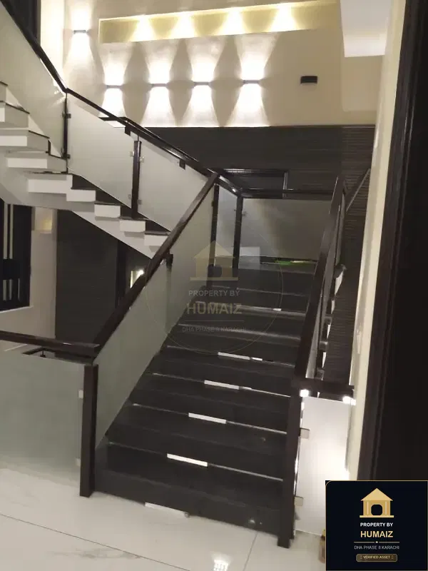 500 Sq. Yd. 6-Bedroom Luxury Villa (West Open, 6 Bath, Residence 1) in Zone B For Sale in DHA Phase 8 Karachi — Photograph 5