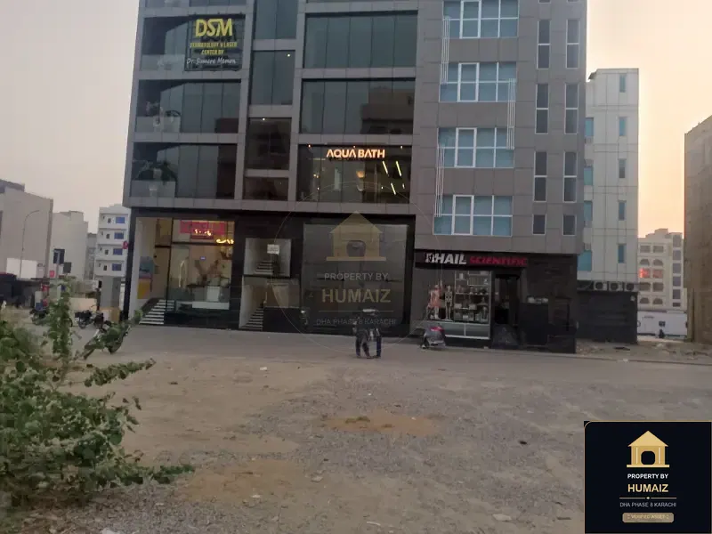 113 Sq. Yd. Corporate Office Space (1 Bath, Unit 7) on Al-Murtaza Commercial For Rent in DHA Phase 8 Karachi — Photograph 3