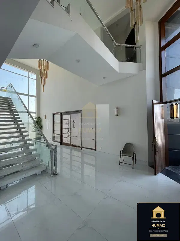 666 Sq. Yd. 6-Bedroom Luxury Villa (Private Pool, 7 Bath, Residence 6) in DHA Phase 8 For Sale in DHA Phase 8 Karachi — Photograph 12