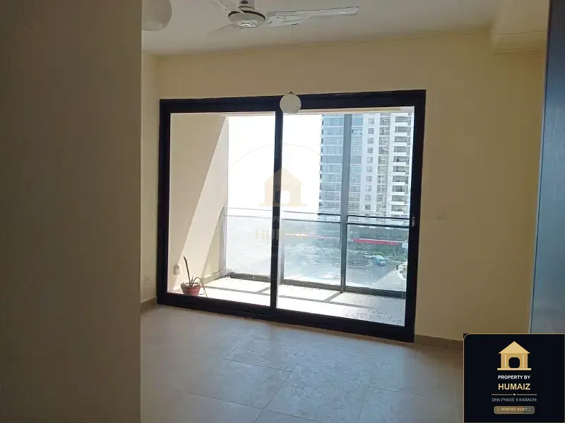 3-Bedroom Luxury Apartment (Sea Facing, 5 Bath, Suite 12) at Coral Towers For Sale in DHA Phase 8 Karachi — Photograph 8
