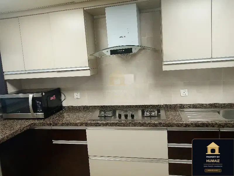 3-Bedroom Luxury Apartment (Sea Facing, 4 Bath, Suite 16) at Pearl Towers For Rent in DHA Phase 8 Karachi — Photograph 19
